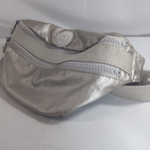 Kipling Fanny Pack Waist Belt Bag Metallic Gold Beige Unisex AC-7621-0LT Travel - Picture 6 of 15